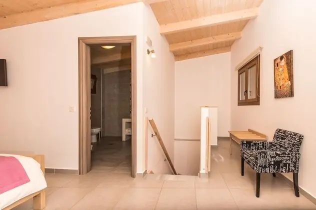 Deluxe Family Suite