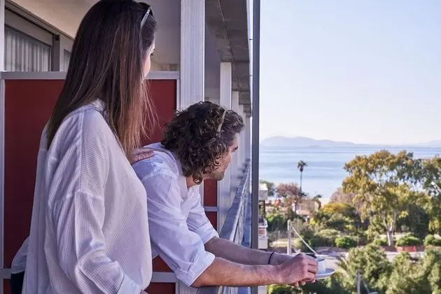 Premium Tek Büyük veya İki Ayrı Yataklı Oda, Kısmi Deniz Manzaralı