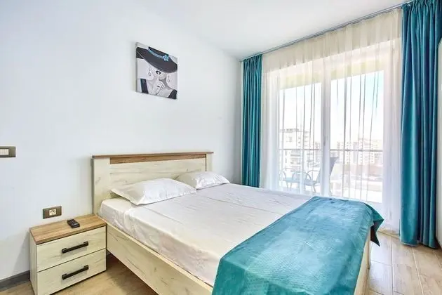 Apartment Complex Alezzi