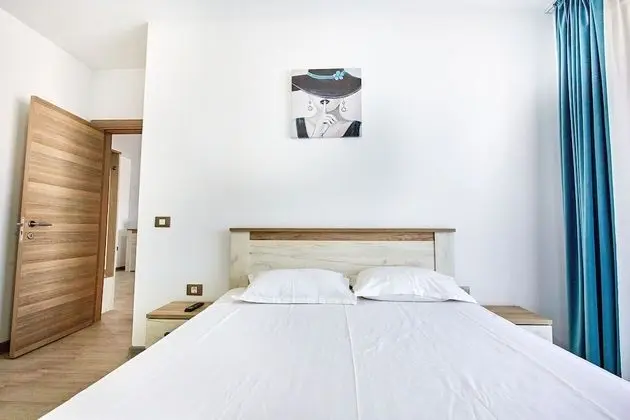Apartment Complex Alezzi