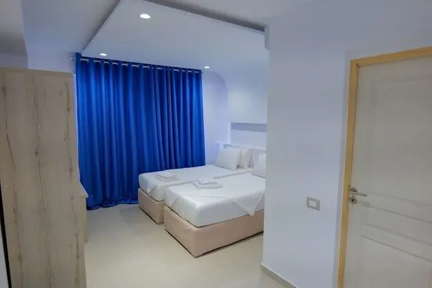 Tek Büyük veya İki Ayrı Yataklı Oda