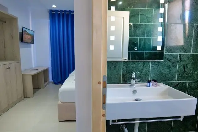 Tek Büyük Yataklı Oda
