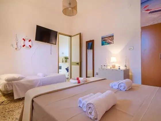Ev, 3 Yatak Odası, Engellilere Uygun, Sigara İçilebilir