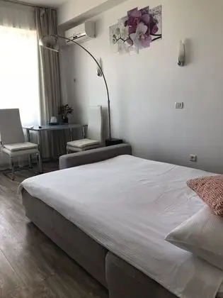 Stüdyo, Deniz Manzaralı