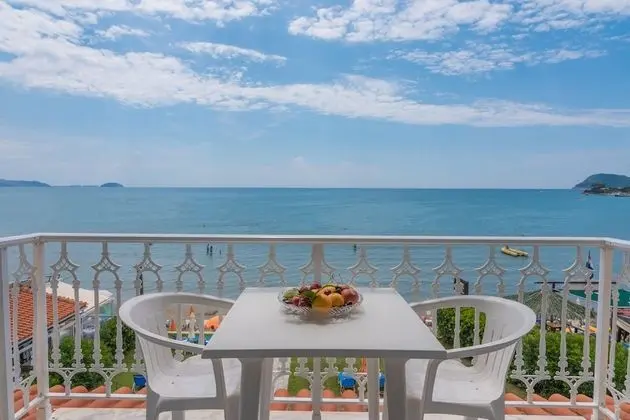 Apart Daire, 2 Yatak Odası, Deniz Manzaralı
