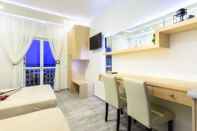 Deluxe Stüdyo, Deniz Manzaralı