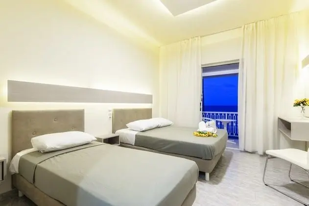 Stüdyo, Deniz Manzaralı