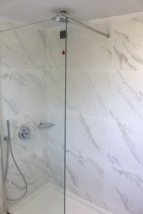 Superior Tek Büyük veya İki Ayrı Yataklı Oda