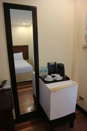 Deluxe Main Building
