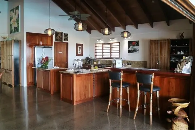 Luxury Villa, 4 Yatak Odası, Okyanus Manzaralı, Denize Bakan