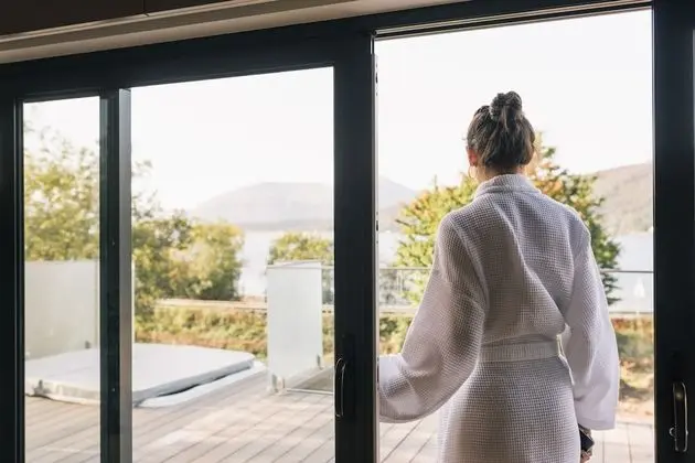 Luxury Lodge (Sleeps 4)