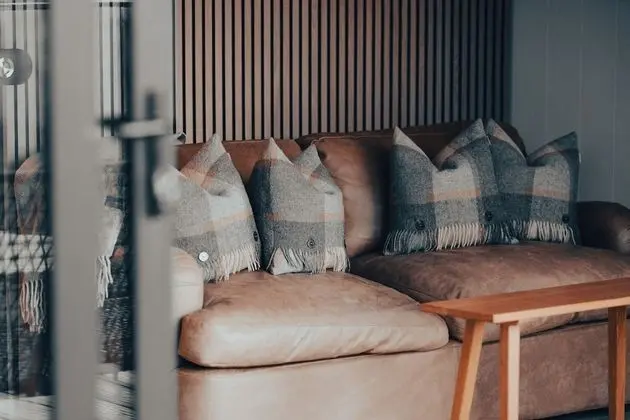 Luxury Lodge (Sleeps 4)