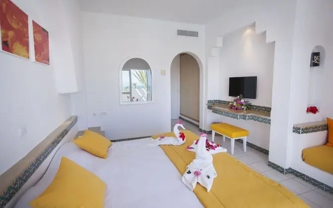Standard Tek Büyük Yataklı Oda