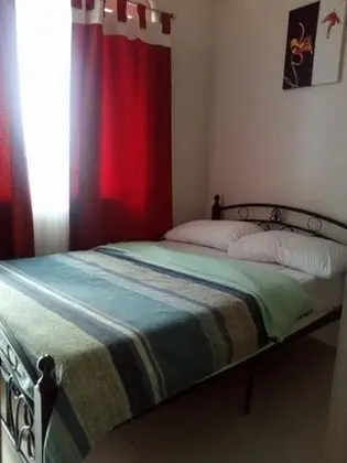Apart Daire, Havuz Manzaralı