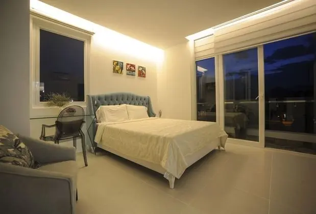 Luxury Tek Büyük Yataklı Oda
