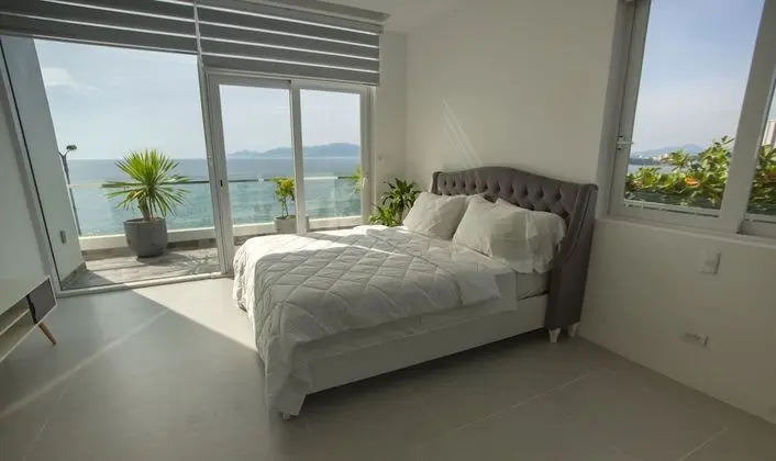 Luxury Tek Büyük Yataklı Oda
