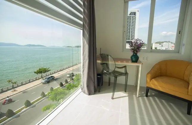 Luxury Tek Büyük Yataklı Oda