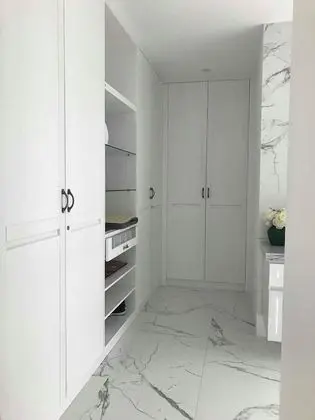 Luxury Tek Büyük Yataklı Oda