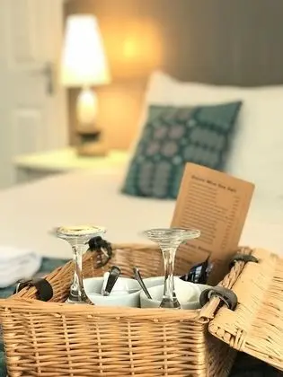 Basic Tek Büyük Yataklı Oda, Banyolu/Duşlu