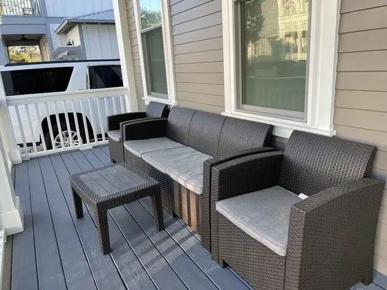 Ev, Birden Çok Yatak, Balkon