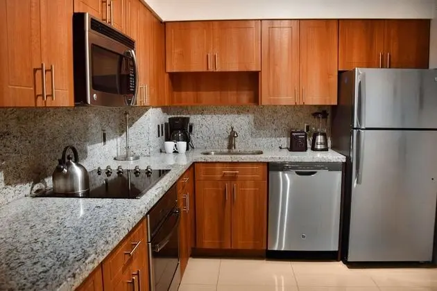 Deluxe Süit, 1 Yatak Odası, Balkon, Şehir Manzaralı