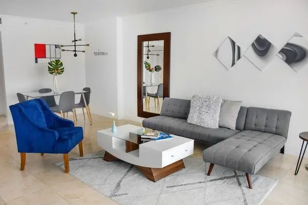 Deluxe Süit, 1 Yatak Odası, Balkon, Şehir Manzaralı