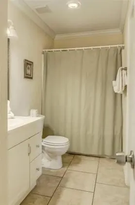 Daire (8 B, One Bedroom Condo)