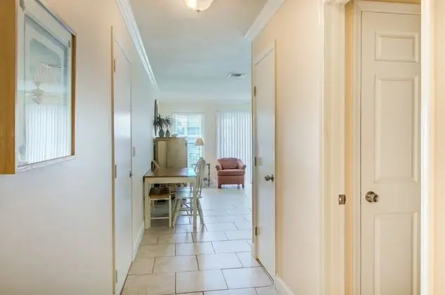 Daire (8 B, One Bedroom Condo)