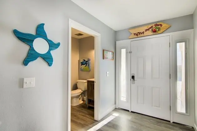 Ev (3 C, Three Bedroom Townhome)