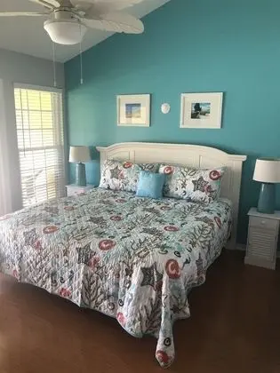Ev (3 C, Three Bedroom Townhome)