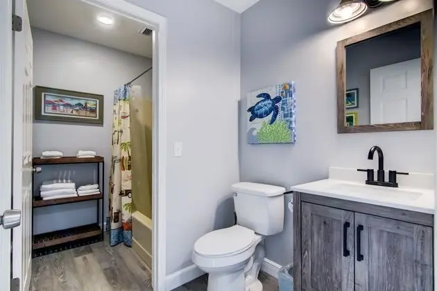 Ev (3 C, Three Bedroom Townhome)