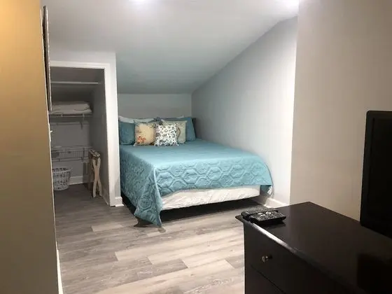 Daire (6 H Two bedroom loft condo)