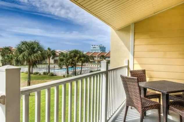 Daire (7 E Two Bedroom Condo)