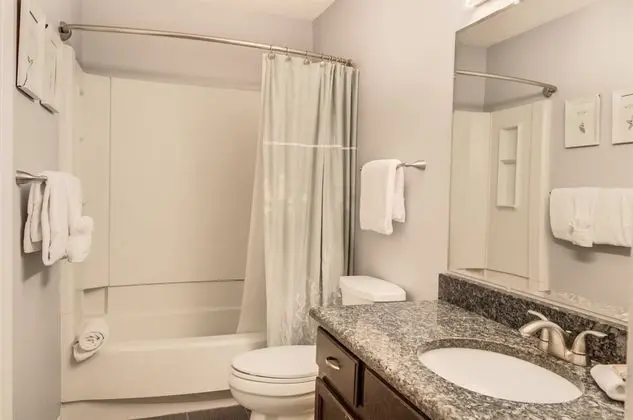 Daire (7 E Two Bedroom Condo)