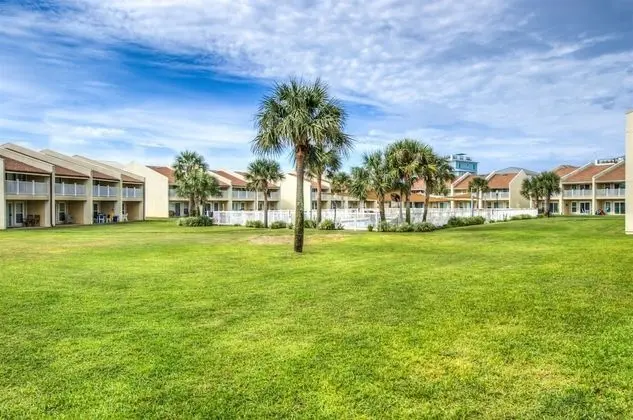 Daire (7 E Two Bedroom Condo)