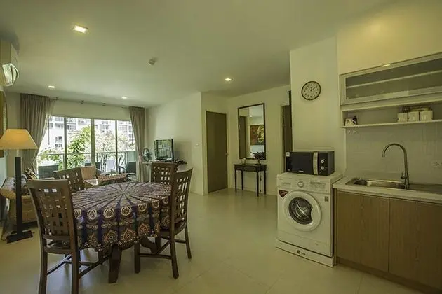 2 Bedrooms Apartment, Pool View
