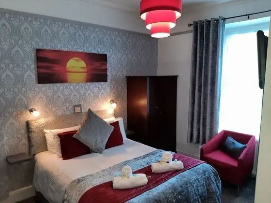 Tek Büyük Yataklı Oda, Banyolu/Duşlu (Groundfloor)