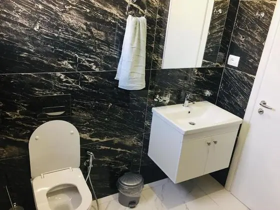 Tek Büyük Yataklı Oda, Balkon