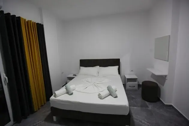 Tek Büyük Yataklı Oda, Balkon