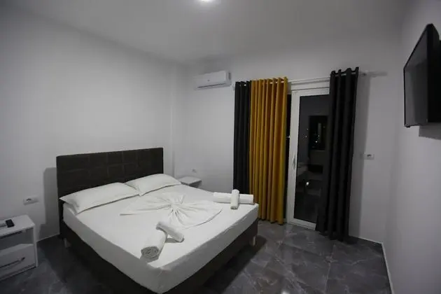 Tek Büyük Yataklı Oda, Balkon