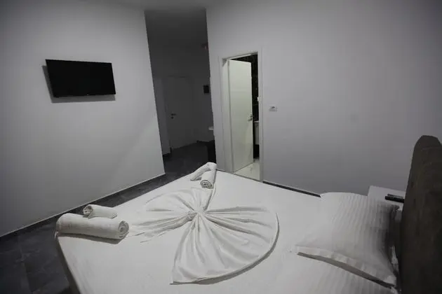 Tek Büyük Yataklı Oda, Balkon