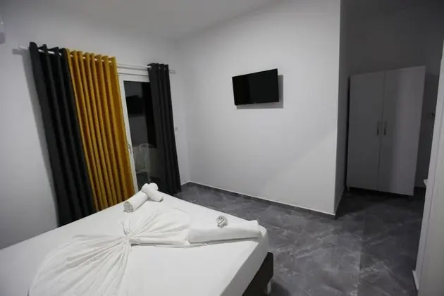 Tek Büyük Yataklı Oda, Balkon