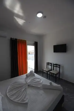 Tek Büyük Yataklı Oda, Balkon