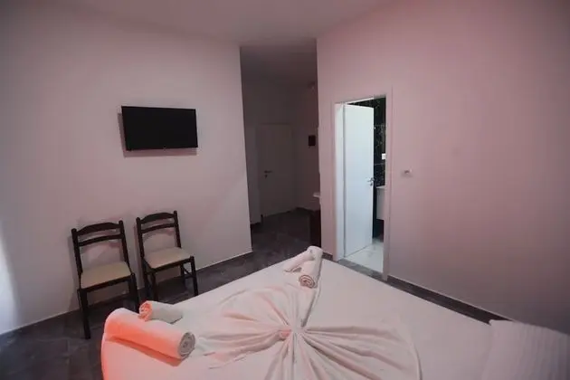 Tek Büyük Yataklı Oda, Balkon