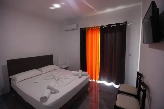 Tek Büyük Yataklı Oda, Balkon