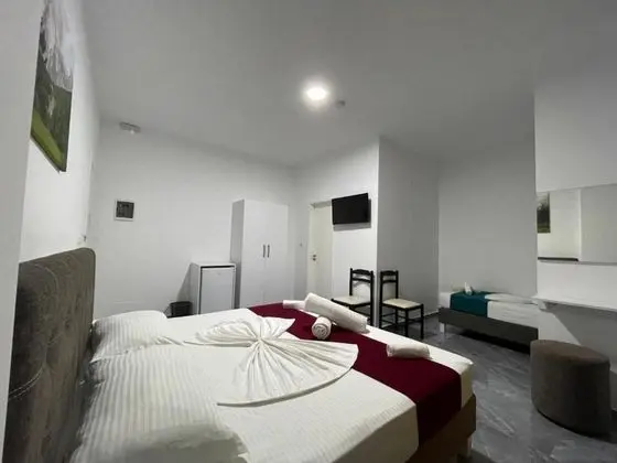 Üç Kişilik Oda, Balkon