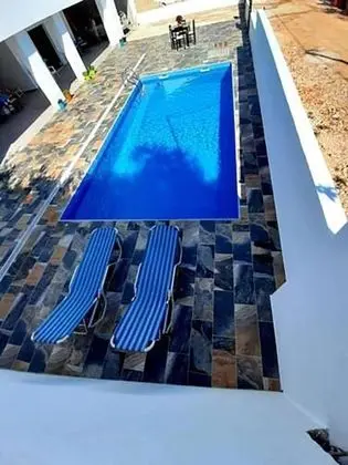 Üç Kişilik Oda, Balkon
