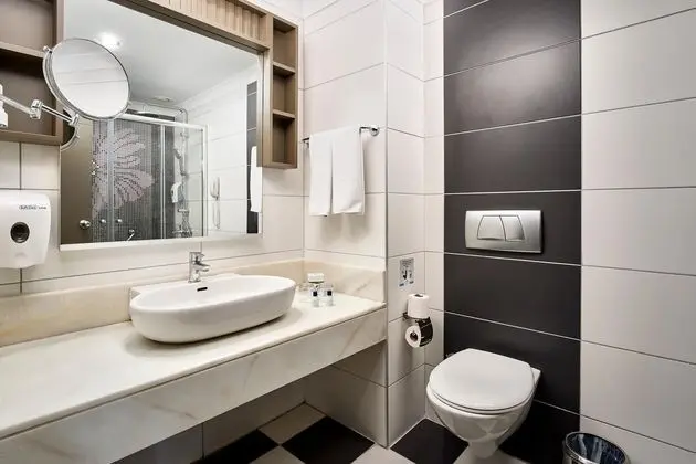 https://images.etstur.com/files/images/hotelImages/TR/51759/l/Sea-Planet-Resort---Spa-Oda-376437.jpg