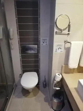 Standard Oda, Bahçe Manzaralı