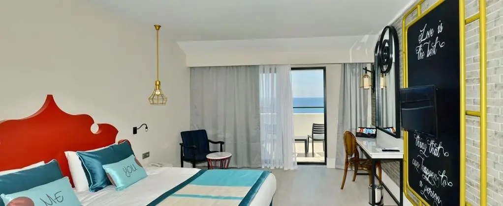https://images.etstur.com/files/images/hotelImages/TR/93850/l/Seaden-Valentine-Resort---Spa-Oda-376350.jpg
